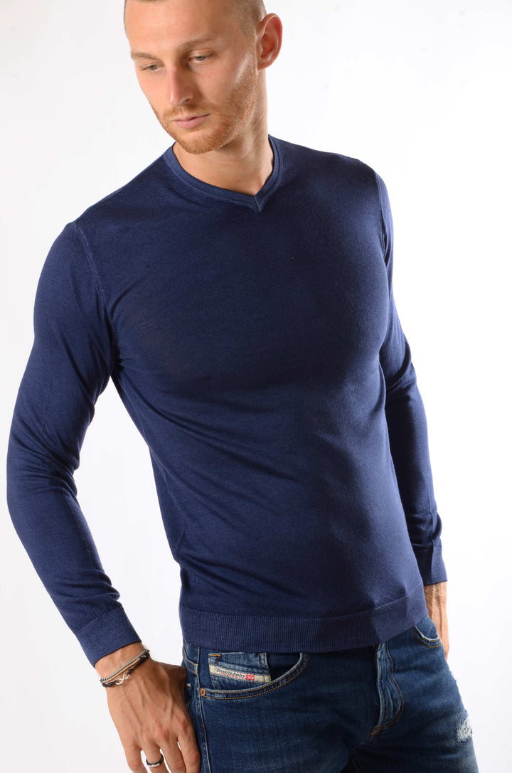 WOOL & CO