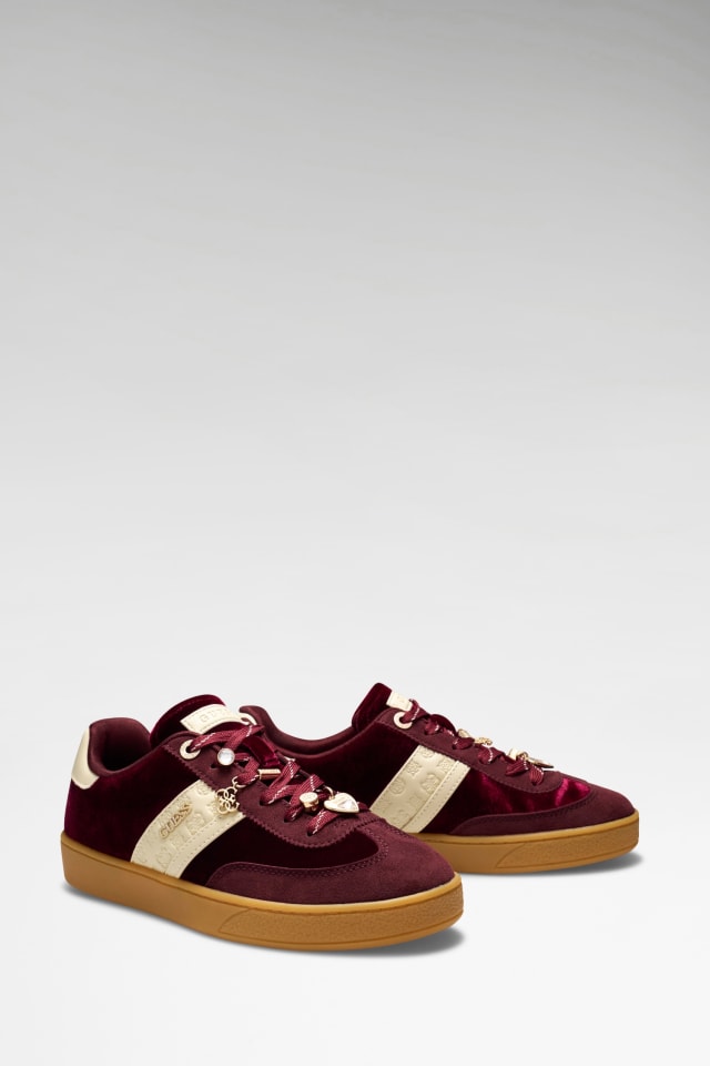 GUESS CALZATURE