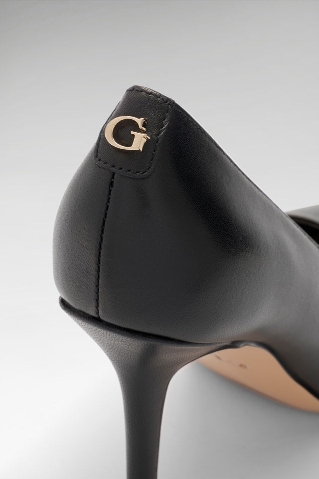GUESS CALZATURE