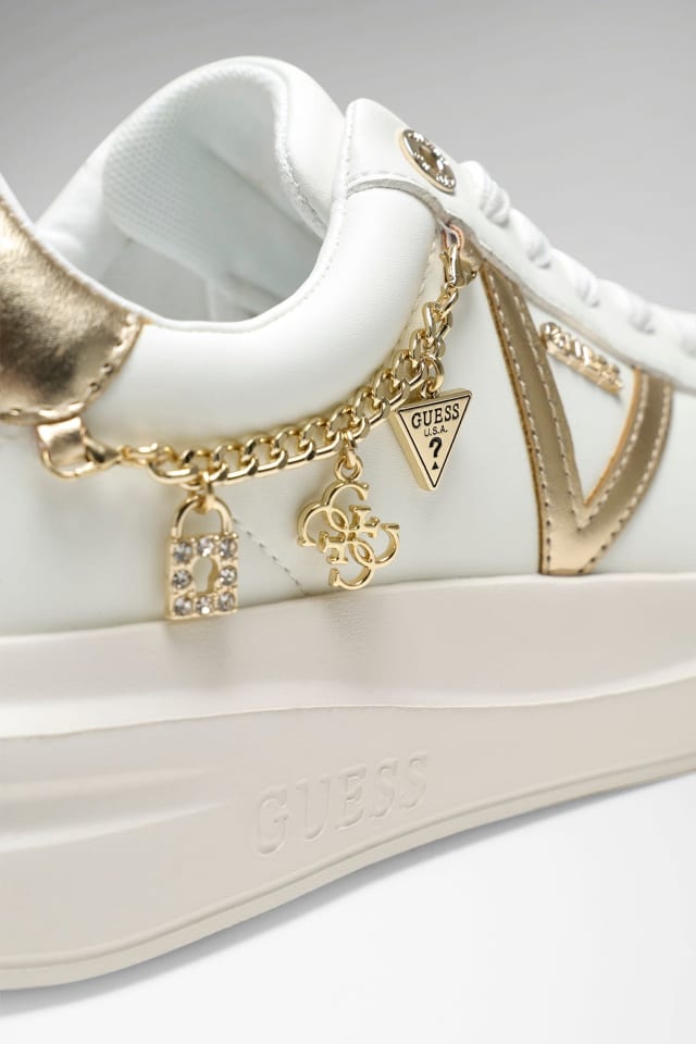 GUESS CALZATURE