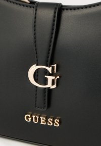 GUESS ACCESSORI